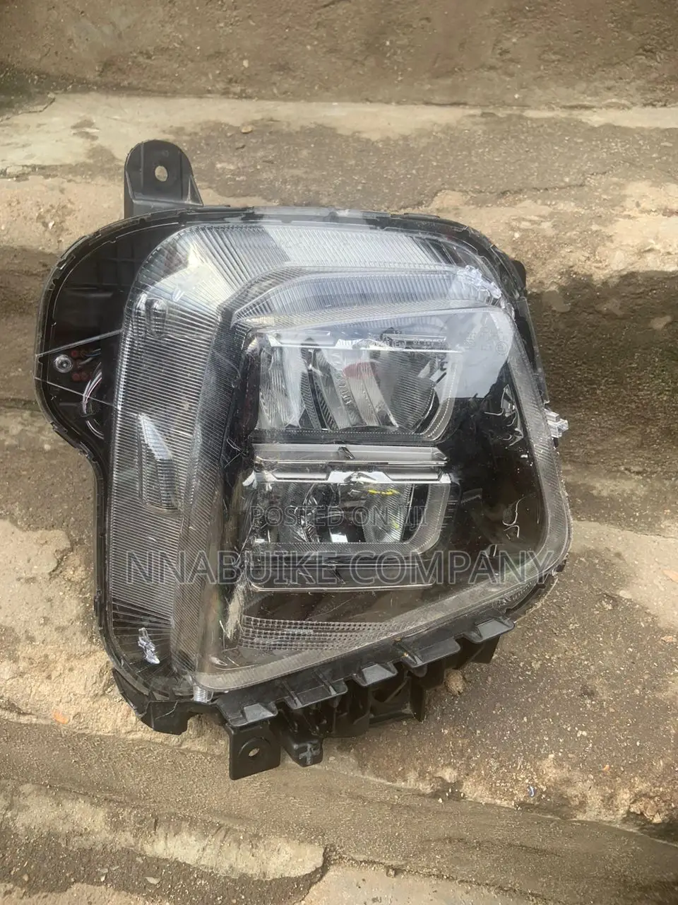 Hyundai Tucson Headlamp 2022 Model Right Side