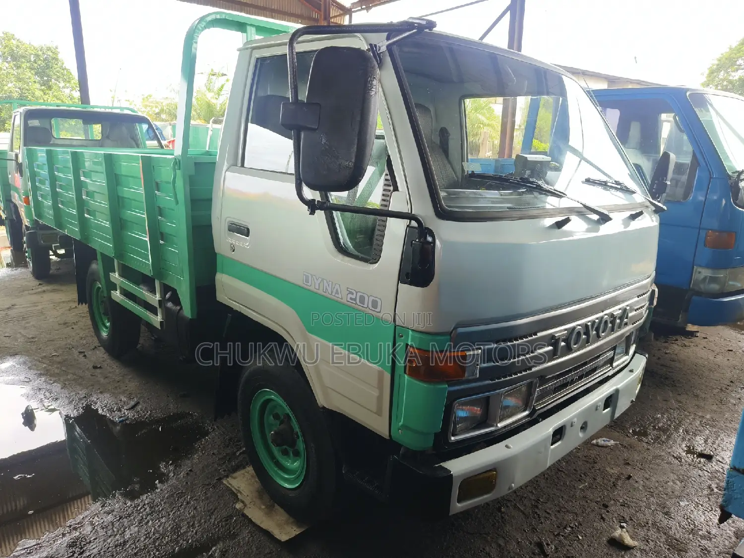Toyota Dyna 200