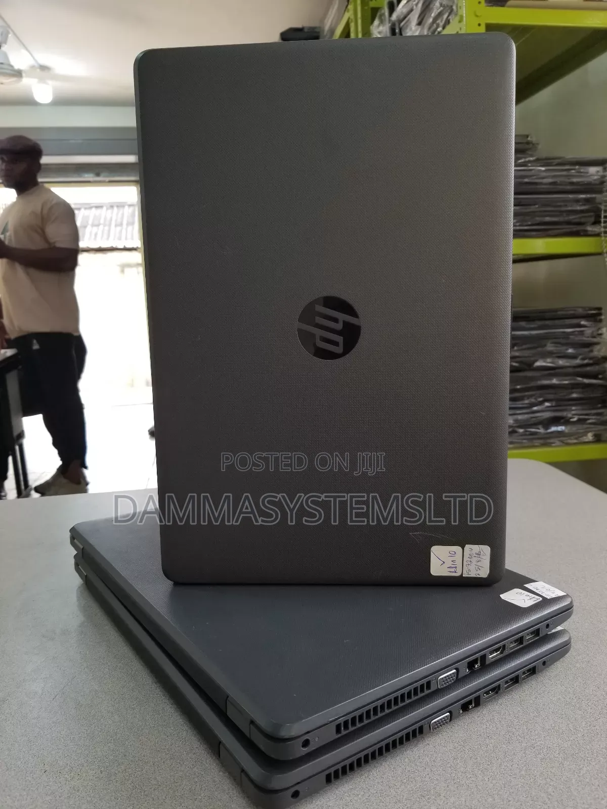 Laptop HP 250 G6 8GB Intel Core I5 HDD+SSD 256GB