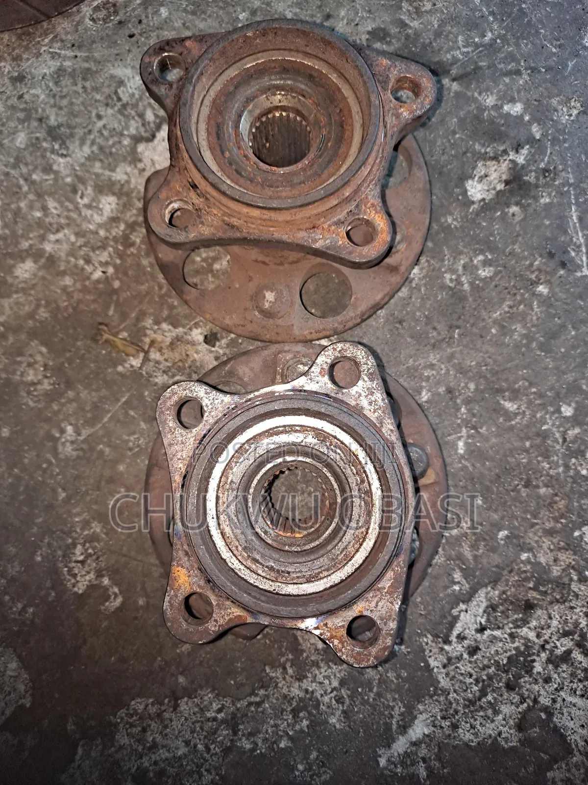 Back Hub for Highlander 2005, 2008, 2012, 2015.