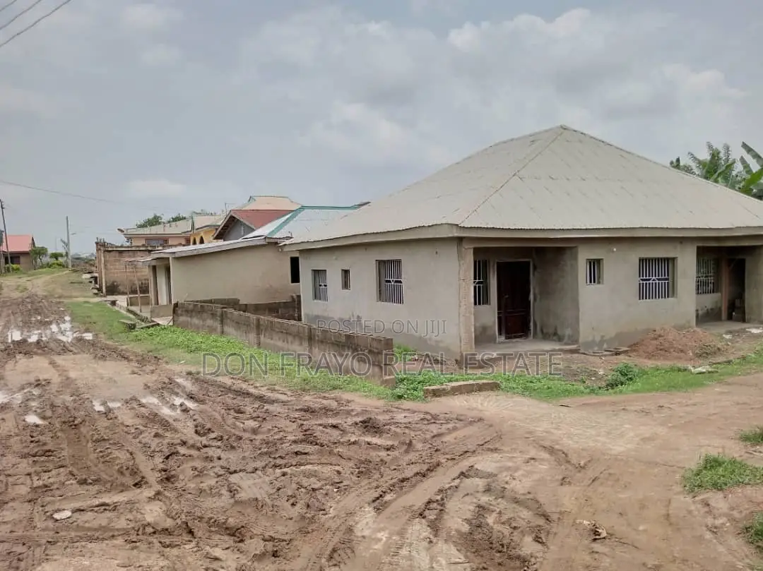 3bdrm Apartment in Wofun Olodo, Ibadan for sale