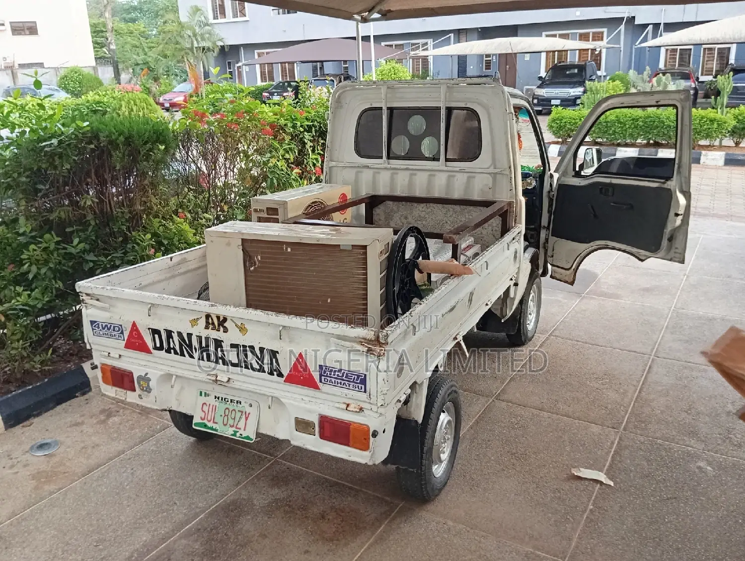 Small Pickup Truck for Light Loads