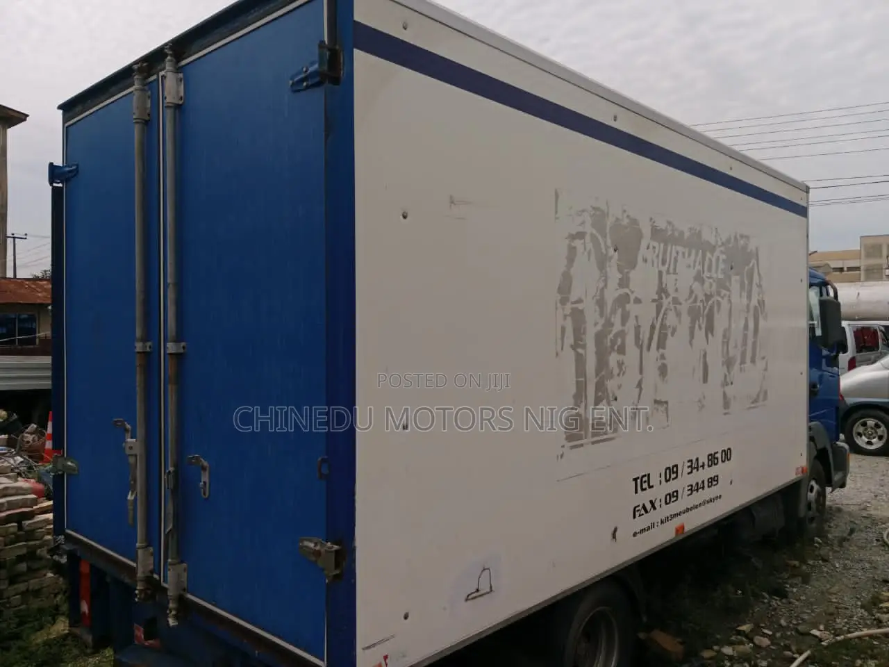 Nissan Truck 6 Tons Containerbody
