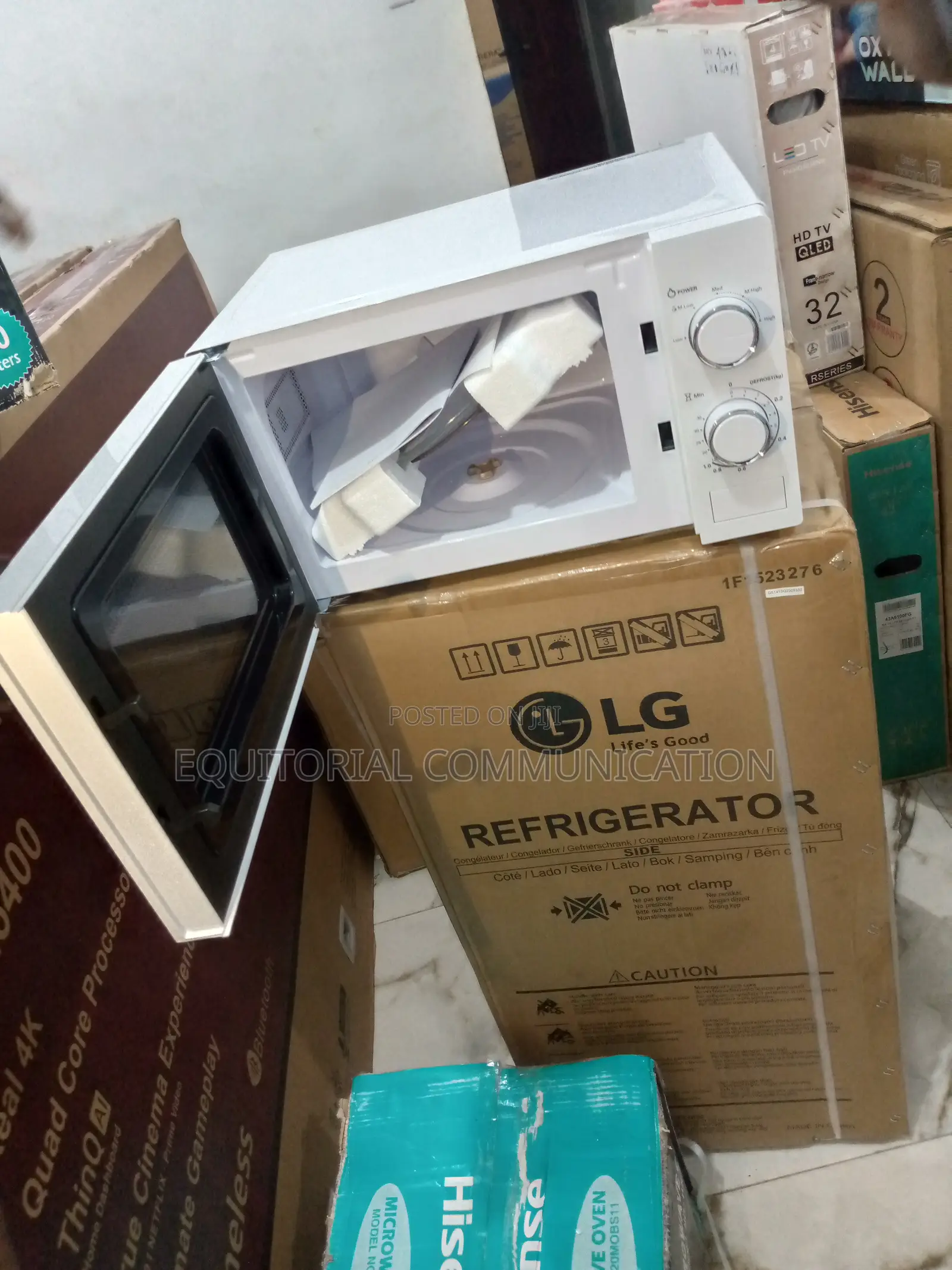 2olitres Hisense Microwave Oven in White Color