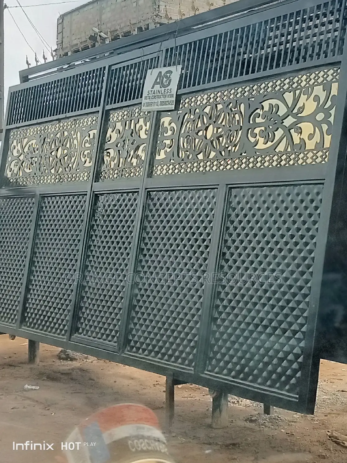 Black Gate With Stainless Gold Plate