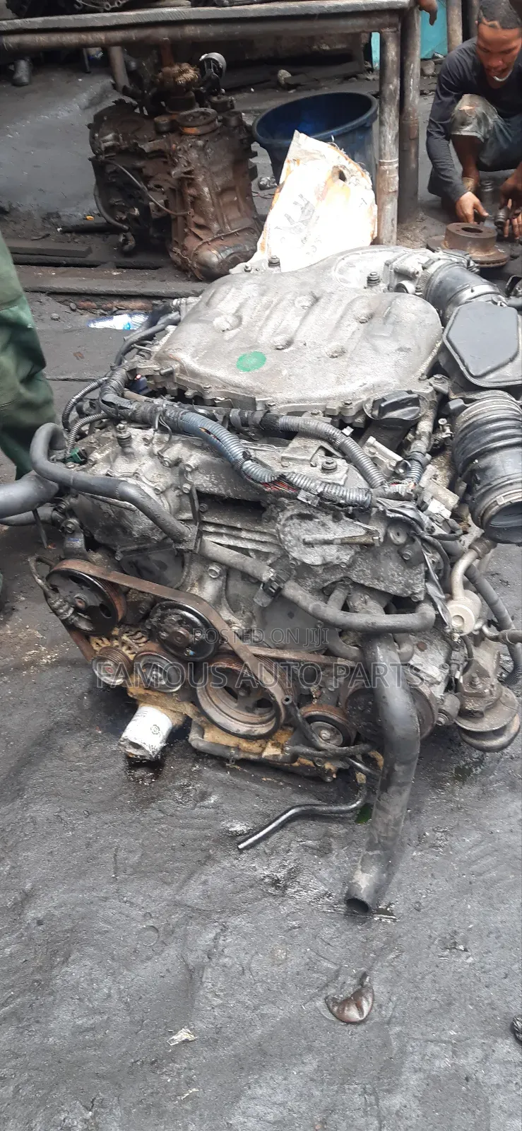 Nissan FX35 Engine and Gearbox