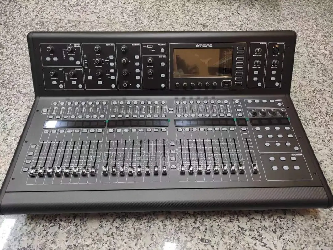Midas Digital Mixer M32
