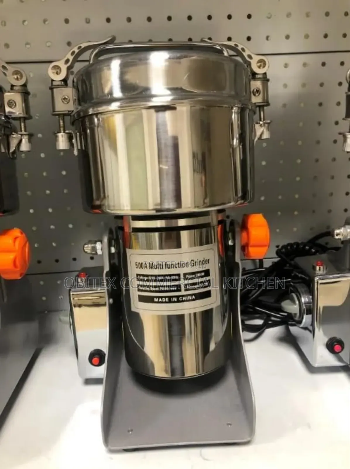 Commercial Spice Grinding Machine Is Now Available for Sales