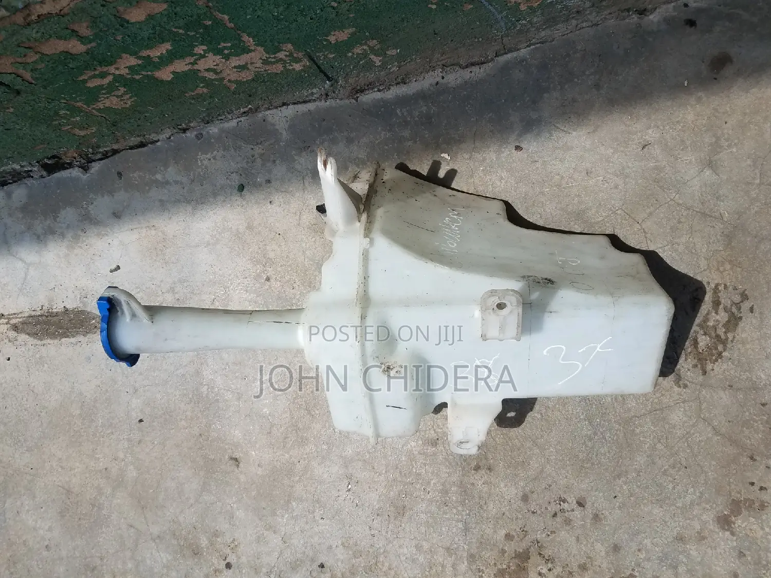 Water Reservoir Tank for Hyundai Elantra 2012