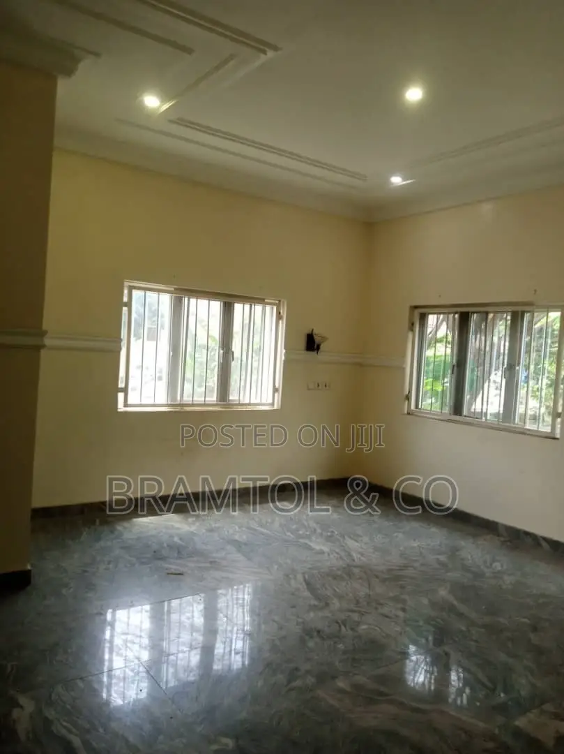 4bdrm Duplex in Kado for rent