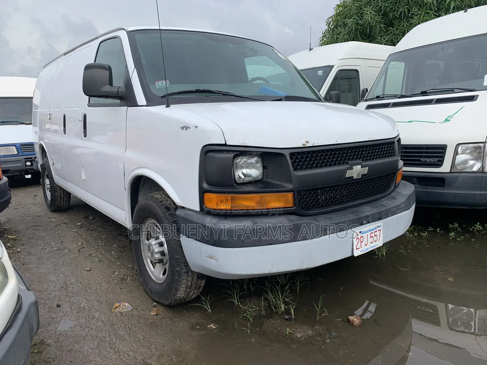 Chevrolet Chevy 2008 White
