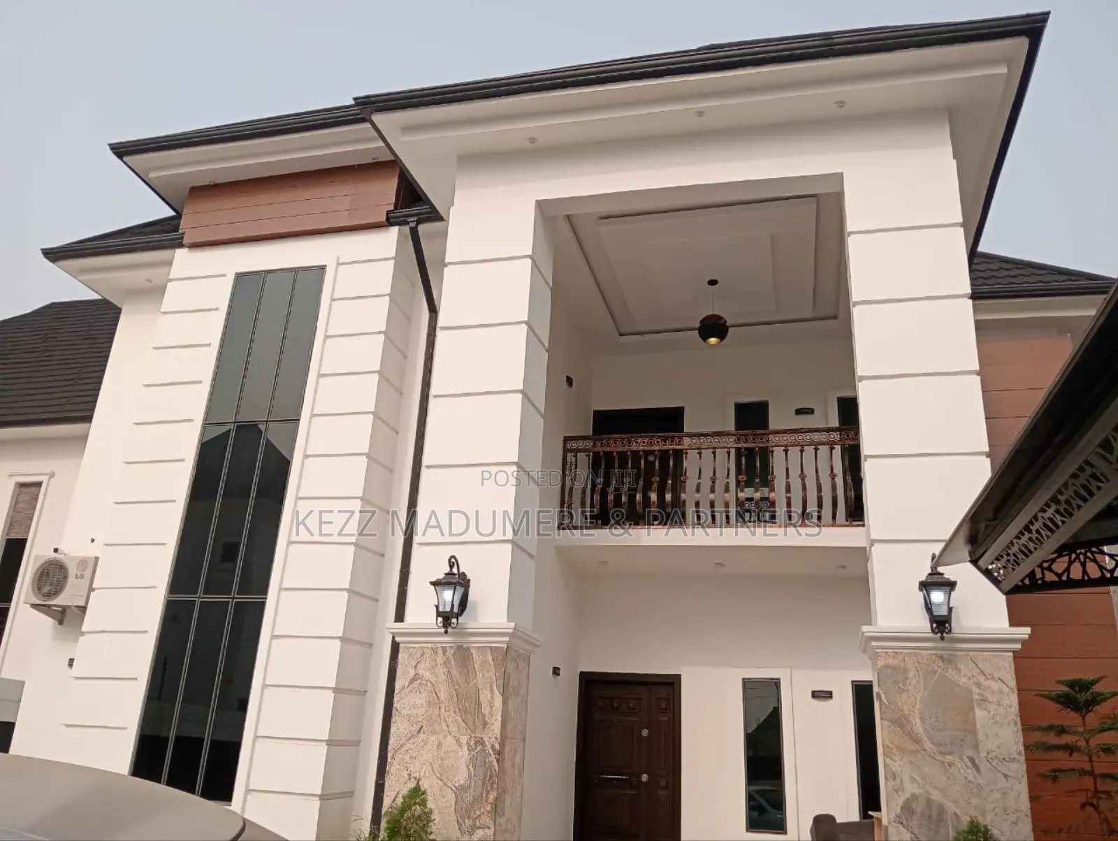 5bdrm Duplex in Gated Estate , Off for sale