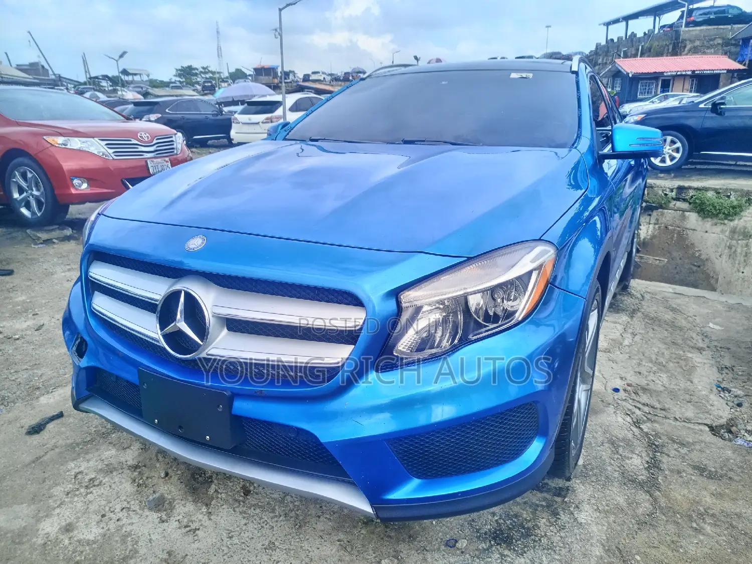 Mercedes-Benz GLA 250 2016 Blue
