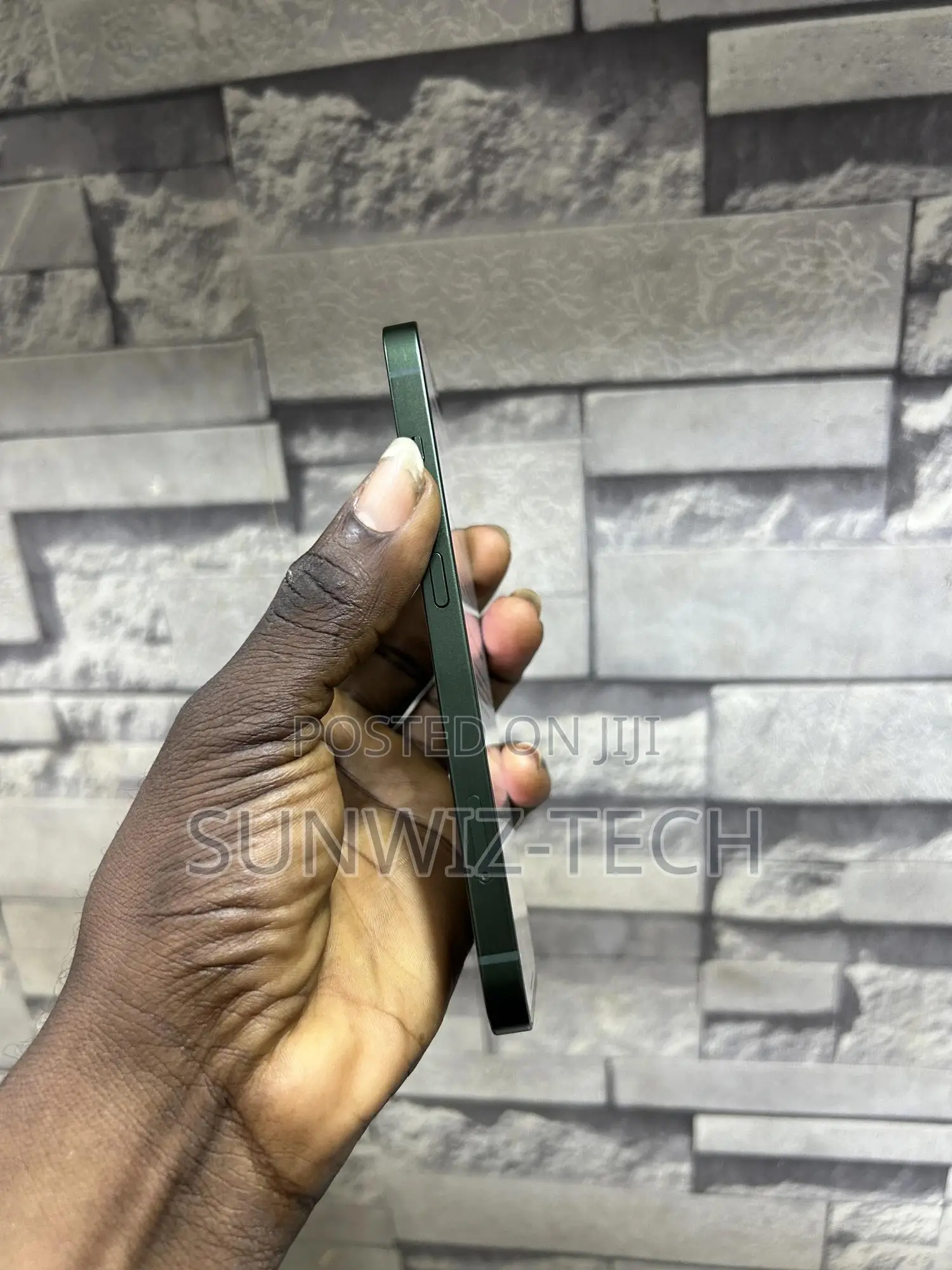 Apple iPhone 13 128 GB Green