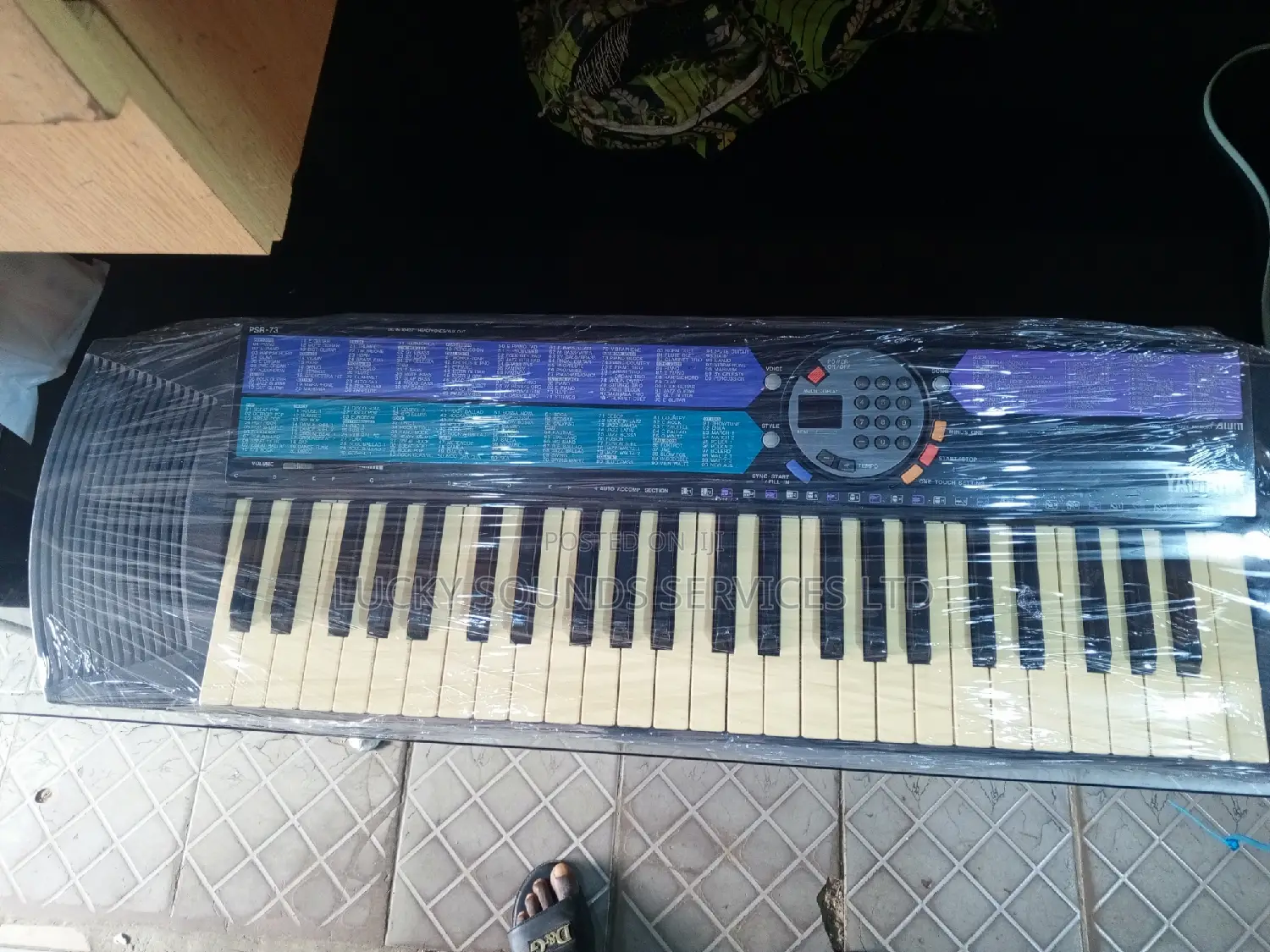 Yamaha Keyboard PSR73