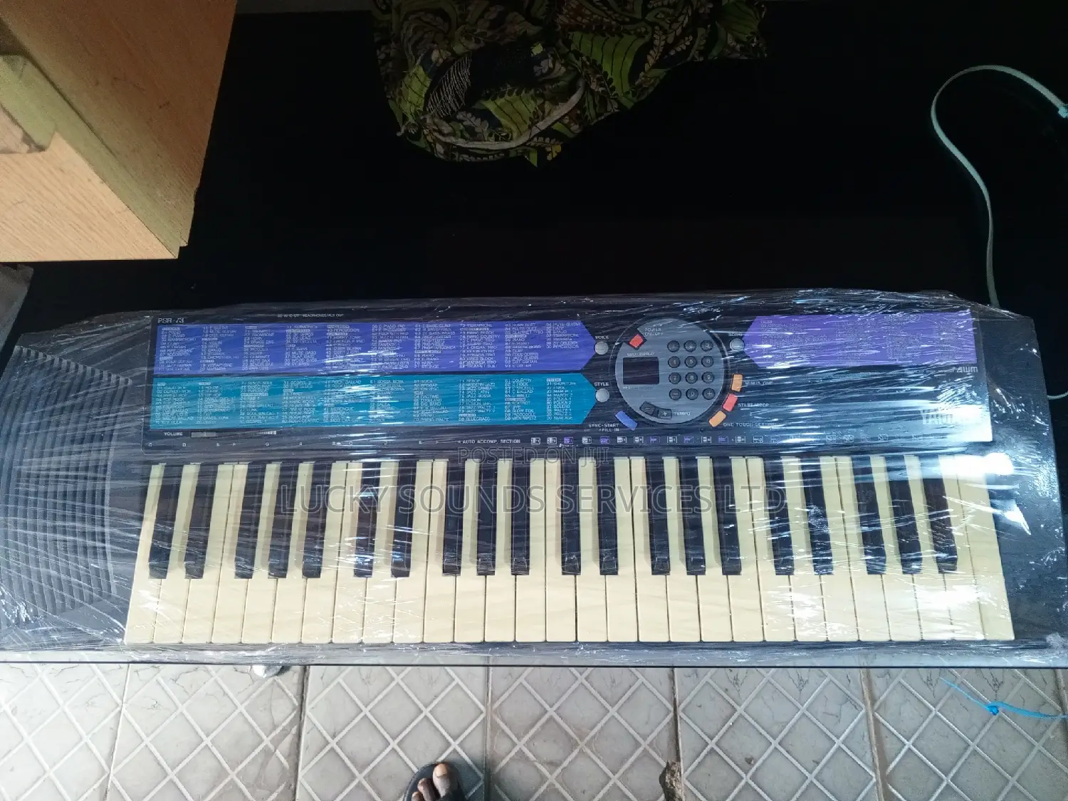 Yamaha Keyboard PSR73