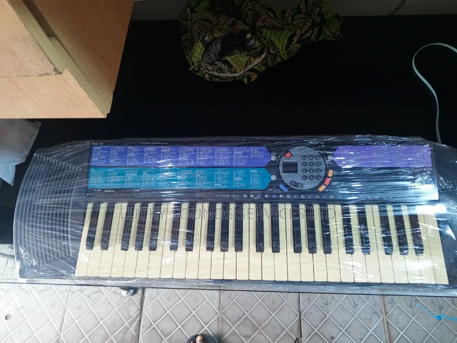 Yamaha Keyboard PSR73