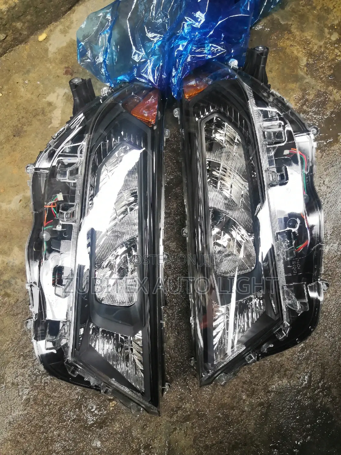 Set Headlamp Rav4 2020 Led Type