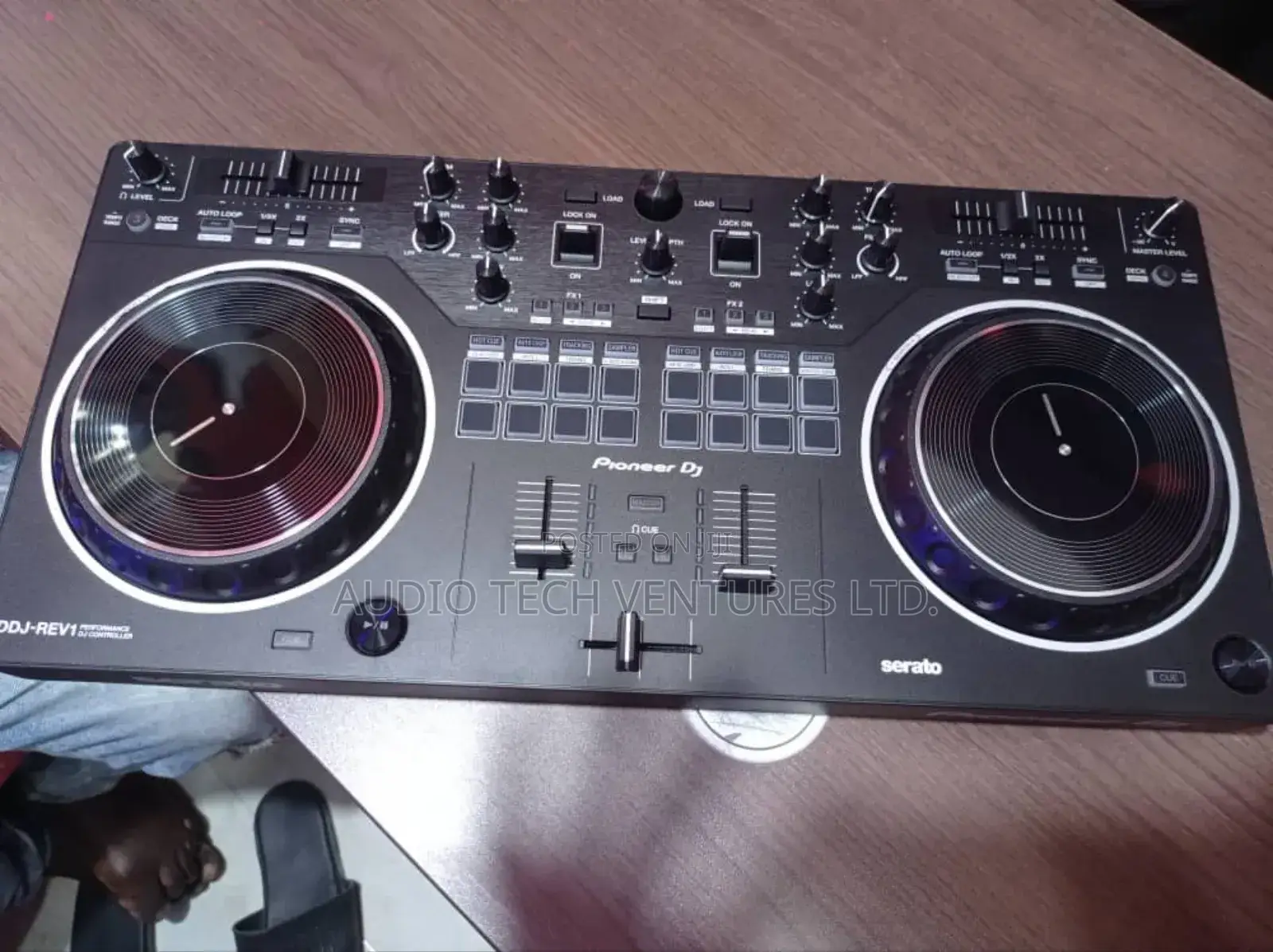 Pioneer DDJ Rev 1 Controller