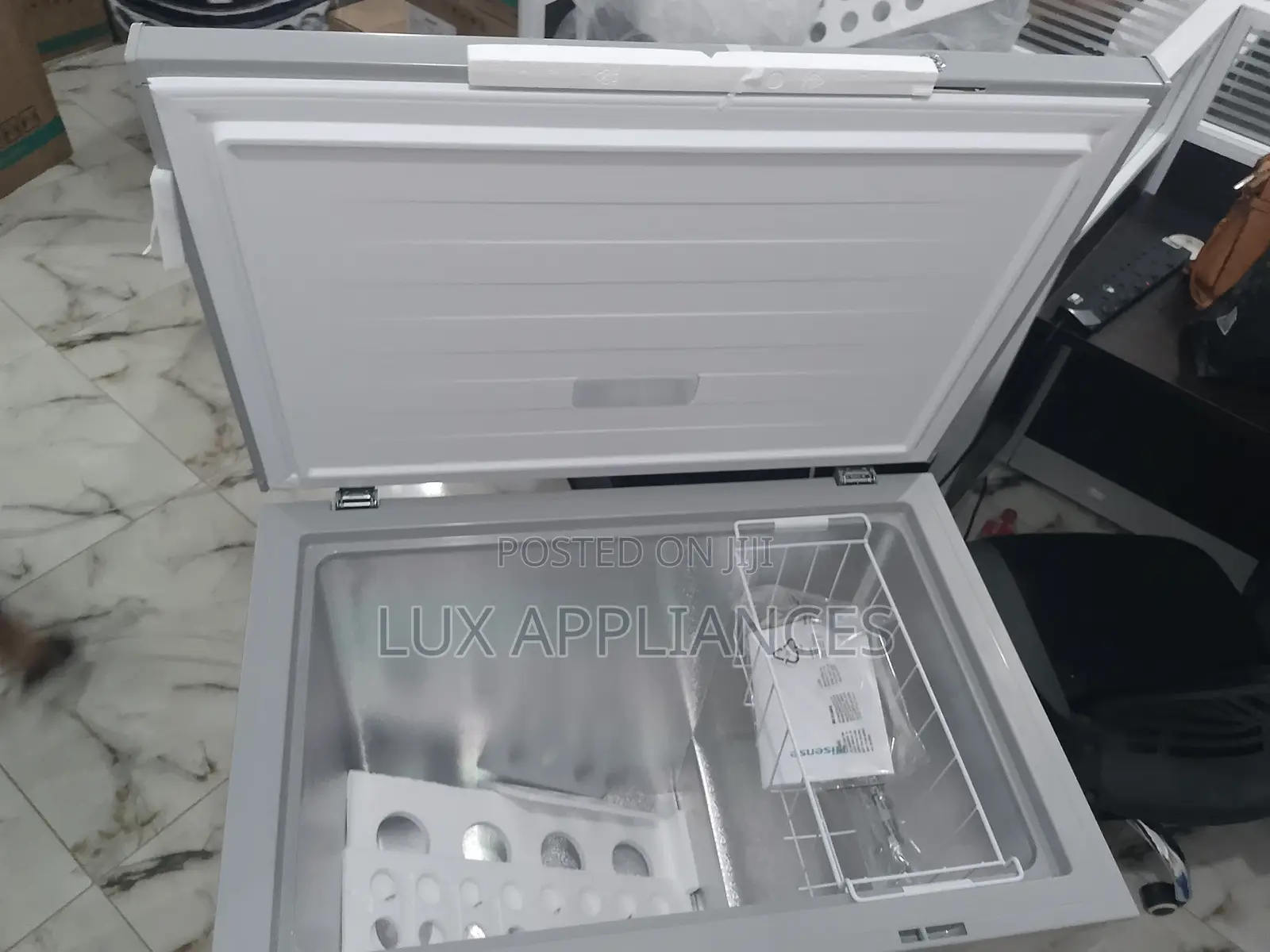198L Hisense Chest Fast Cool Freezer