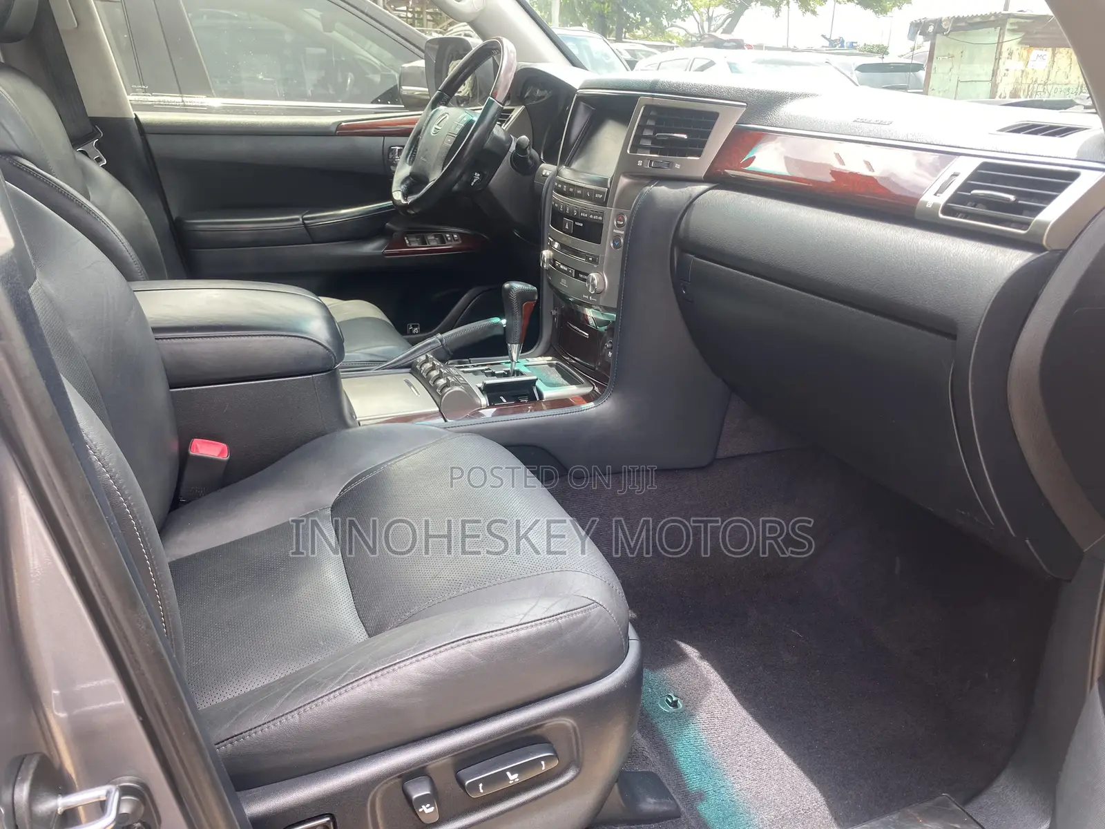 Lexus LX 570 AWD 2015 Gray