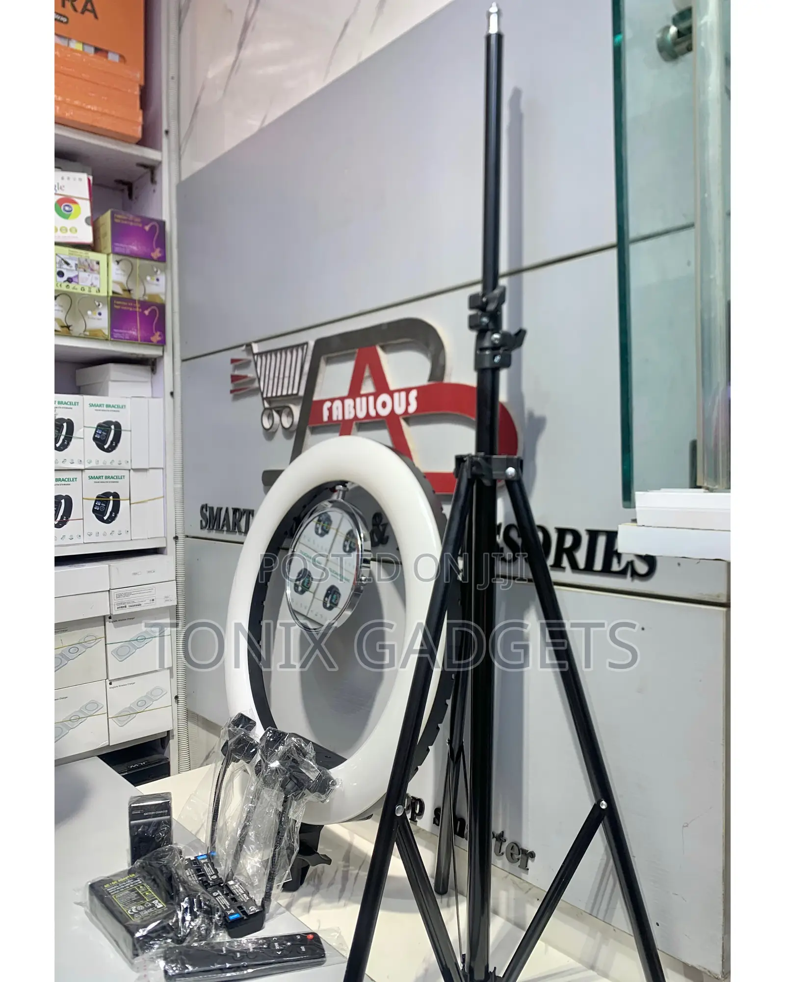 Rechargeable Led Selfie Ringlight + Tripod Stand- M45 18’’
