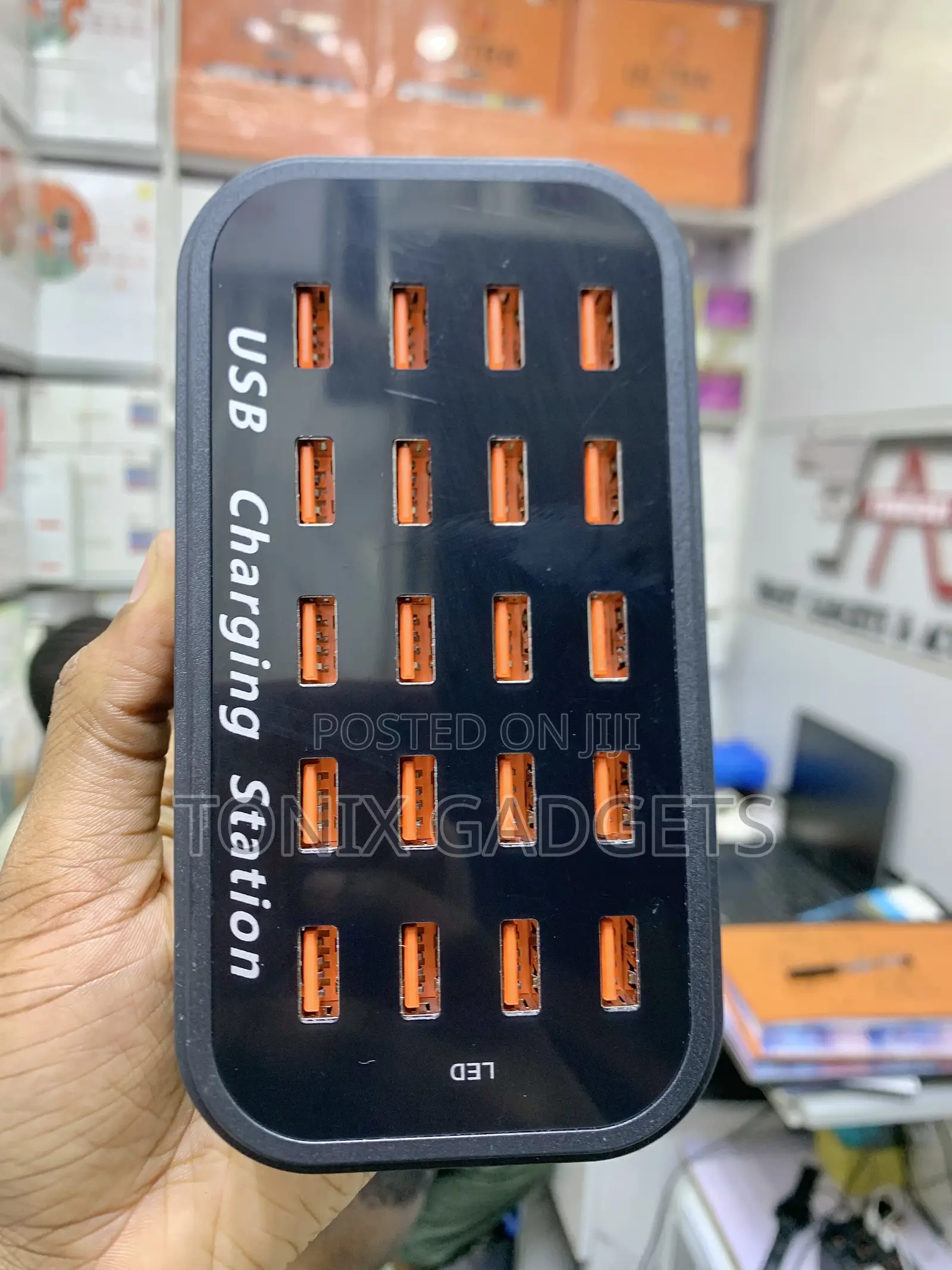 20-Ports Smart Desktop USB Charging Station - 100W