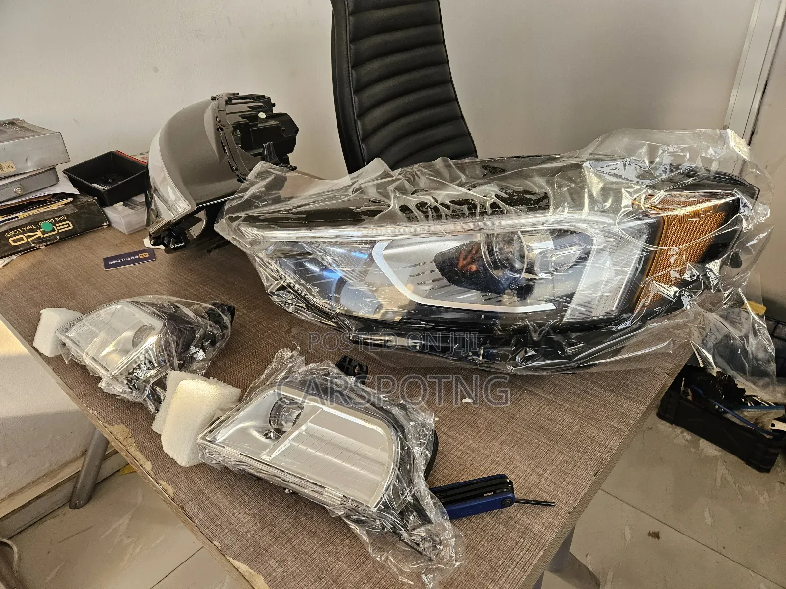 2020 Ford Edge Headlight