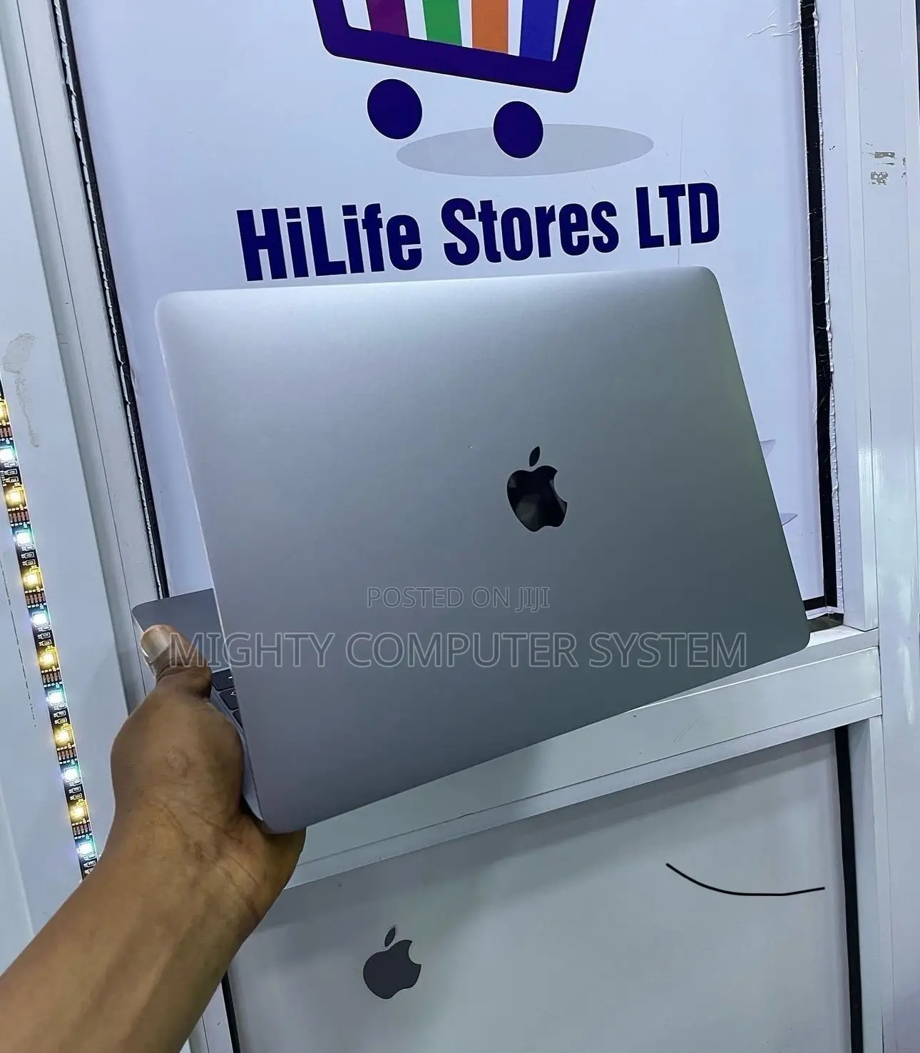Laptop Apple MacBook Pro 2017 8GB Intel Core I5 SSD 256GB