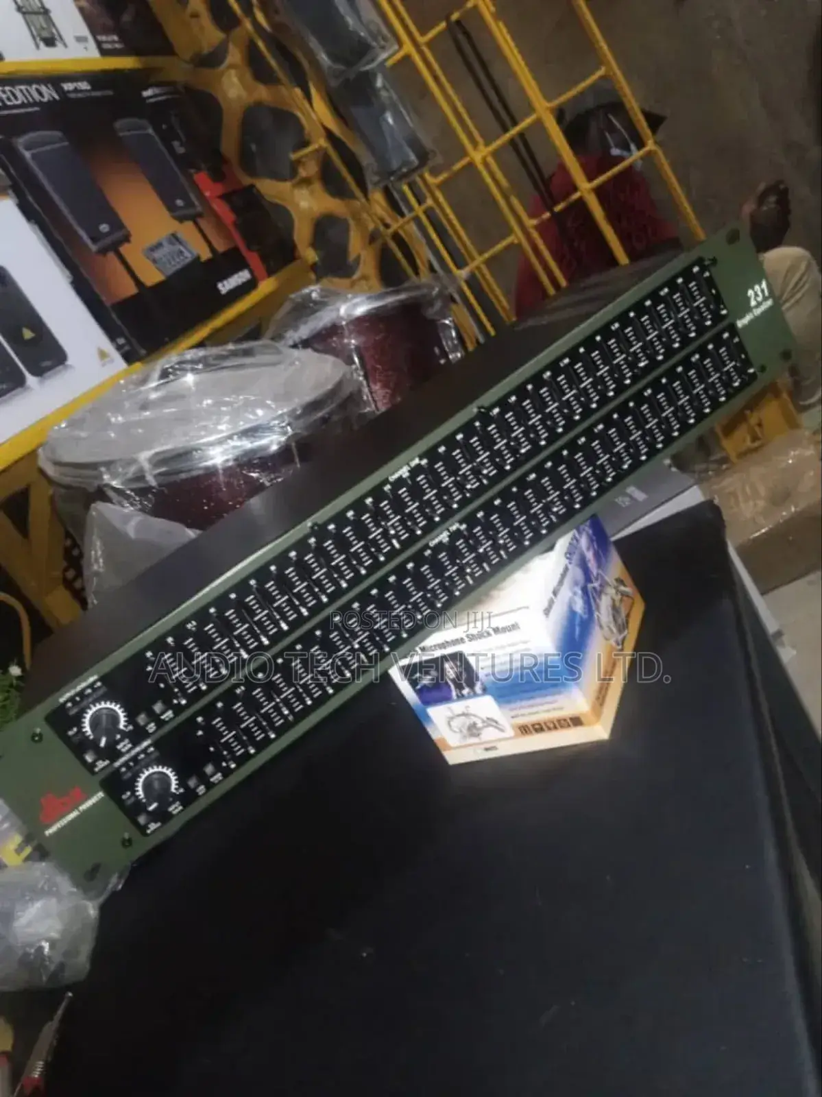 DBX Double Equalizer 231 Sub-Out