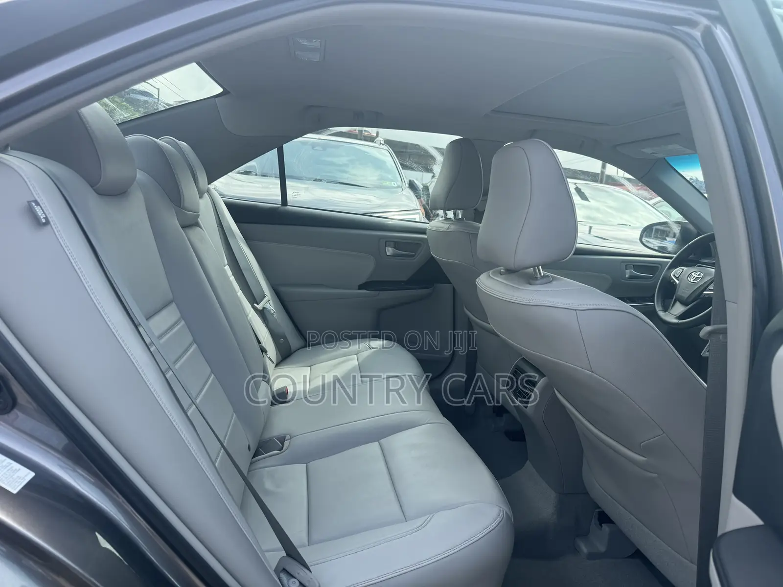 Toyota Camry 2016 Gray