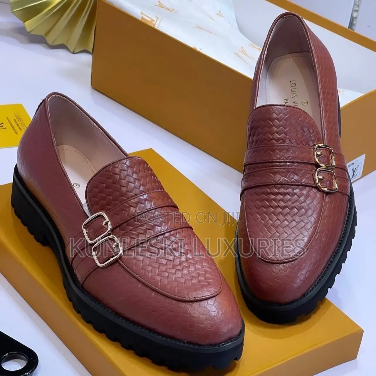 Original Louis Vuitton Leather Shoe for Men