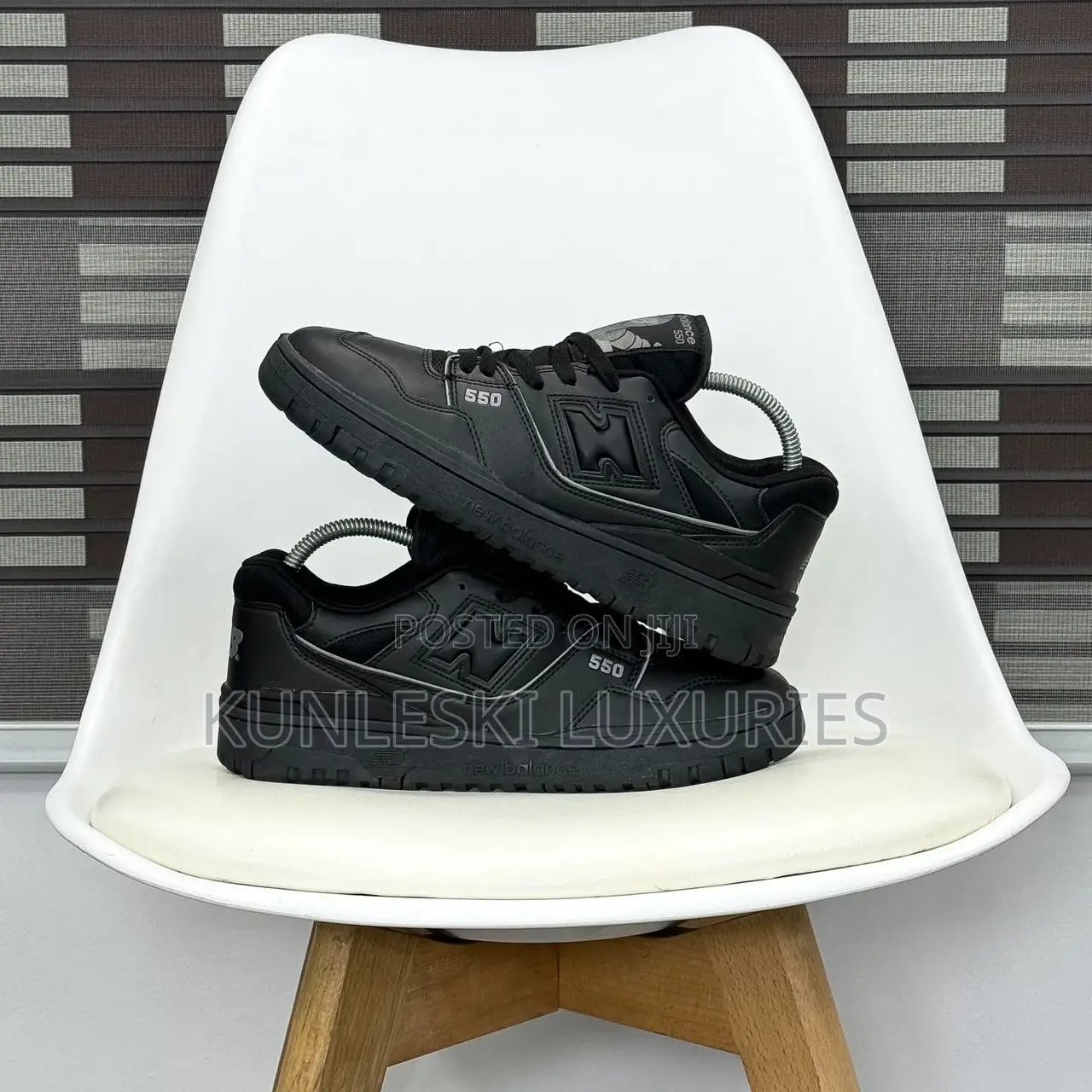 Original New Balance 550 Sneakers Collections