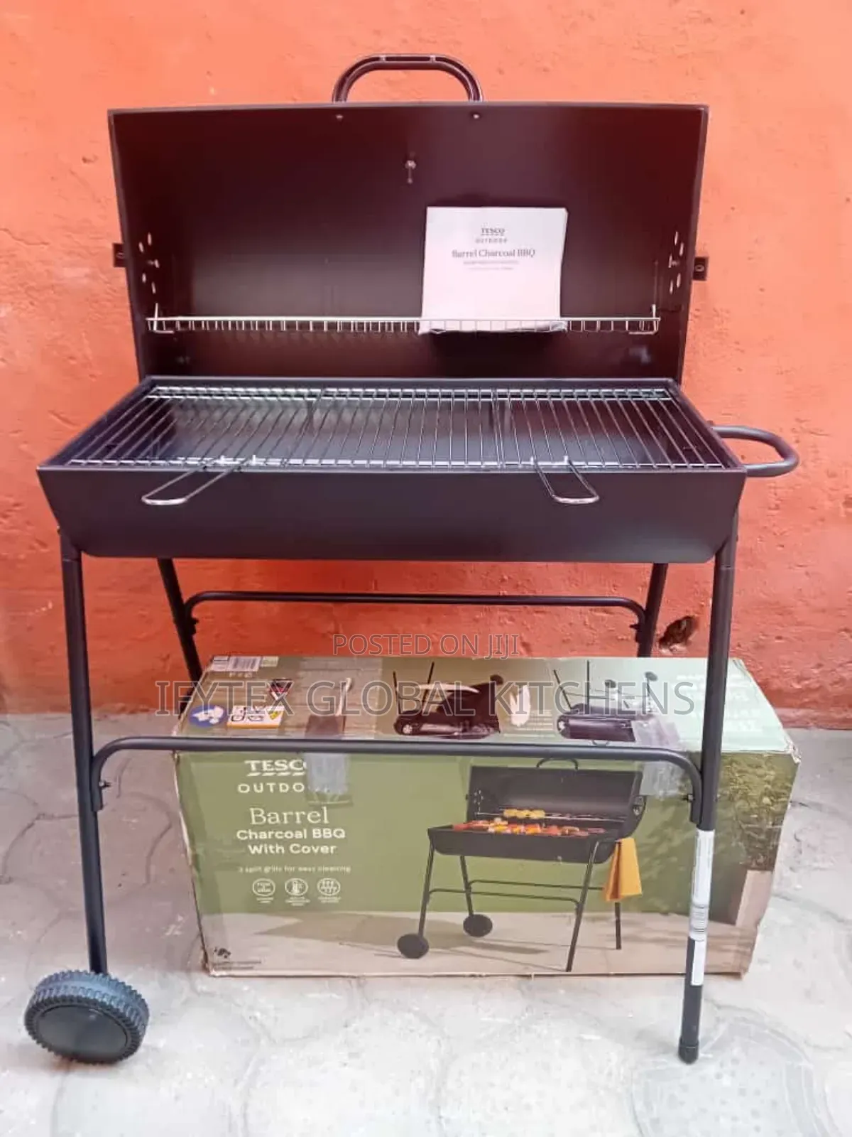 Charcoal BBQ With Cover