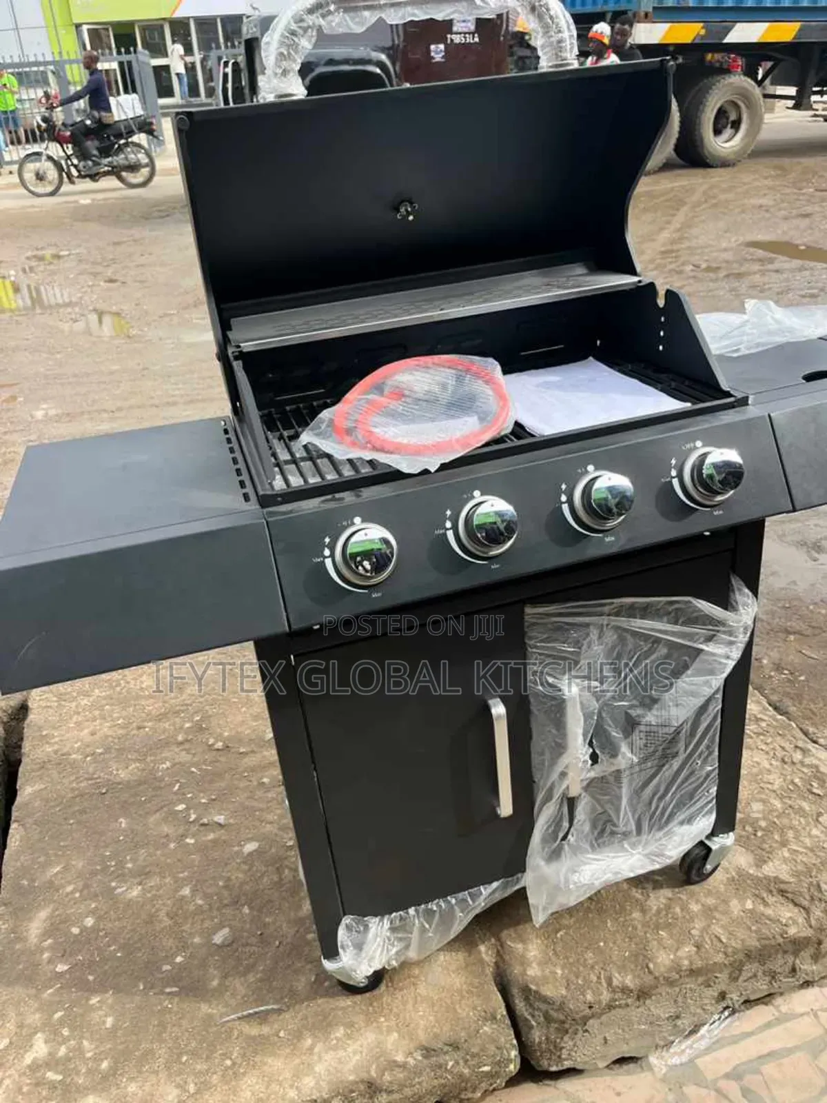 BBQ Barbecue Grill With Oven