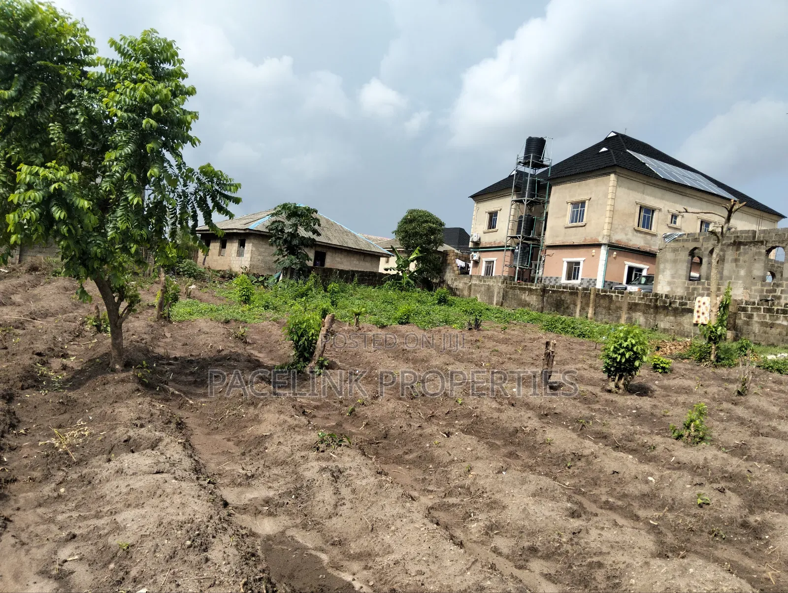 4 Nd Half Plot of Land Together Fence Gate Very Decent Area
