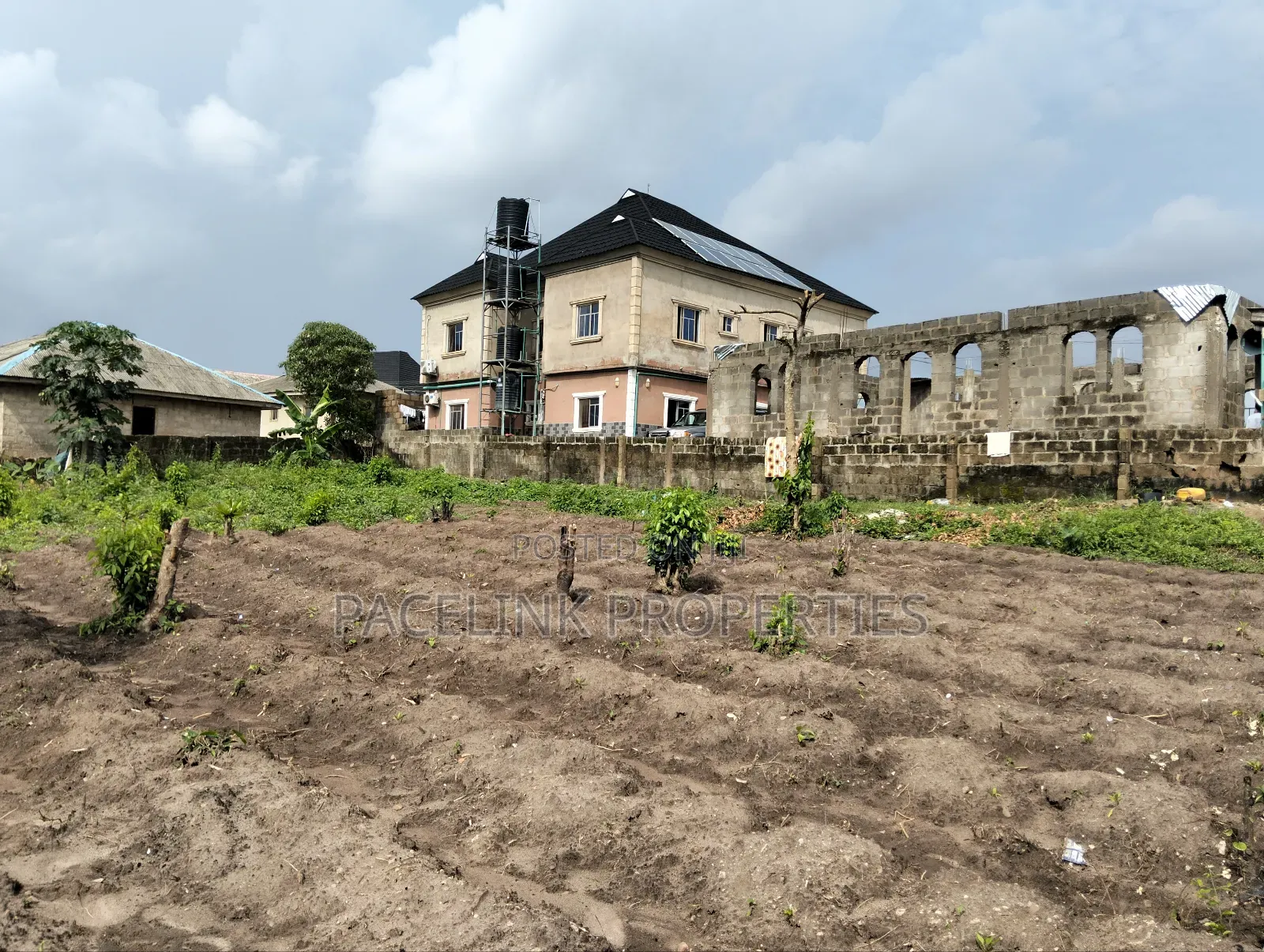 Full Plot of Land Fence Gate With C of O