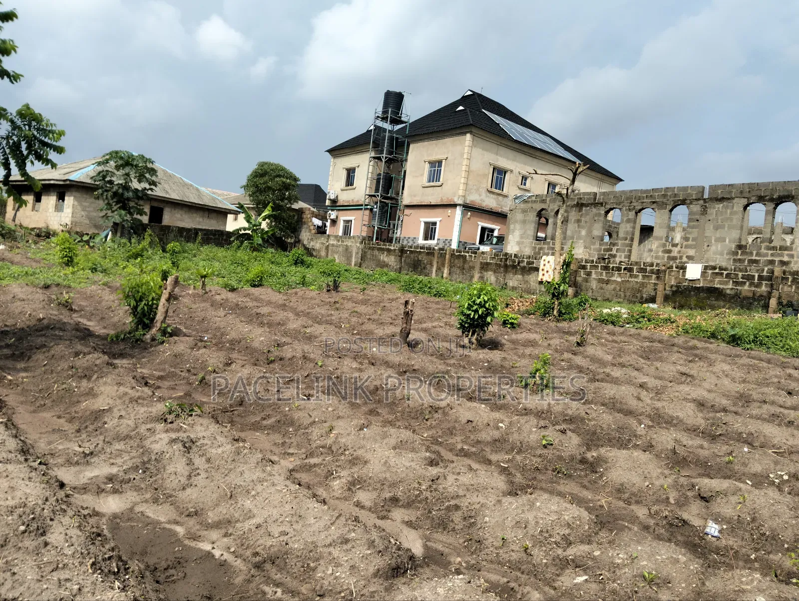 Full Plot of Land Fence Gate With C of O