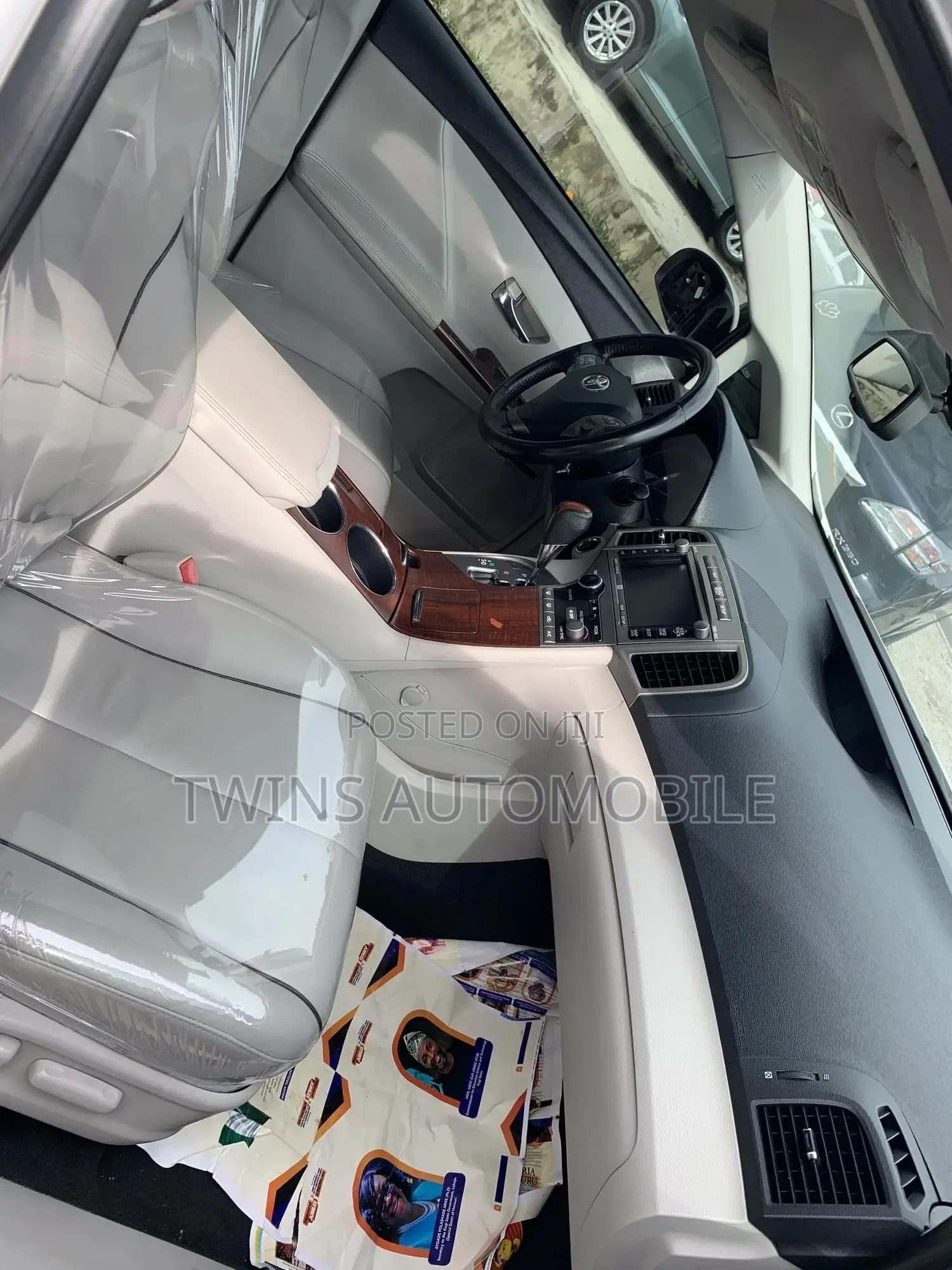 Toyota Venza AWD 2010 White