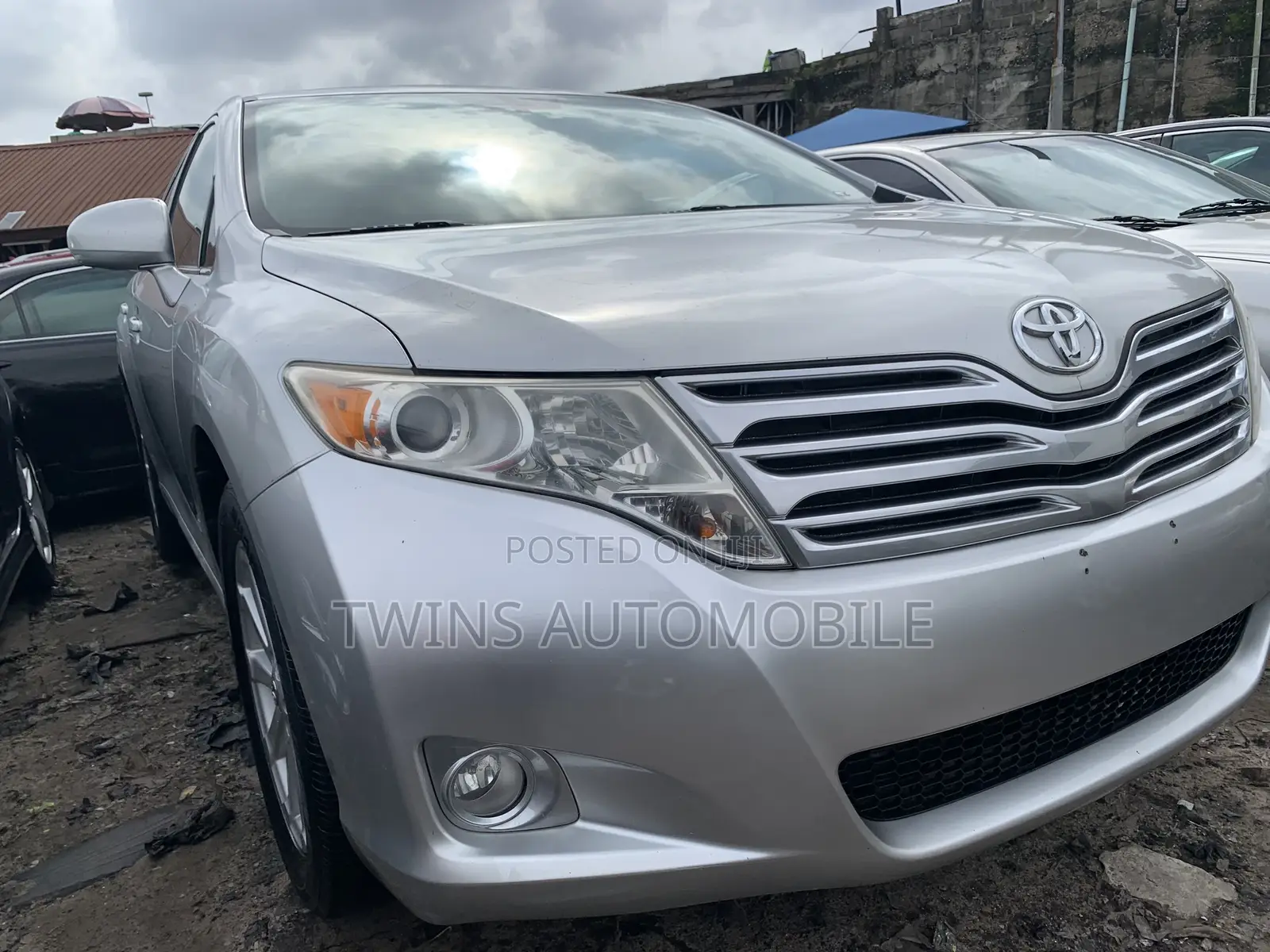 Toyota Venza AWD 2010 Silver