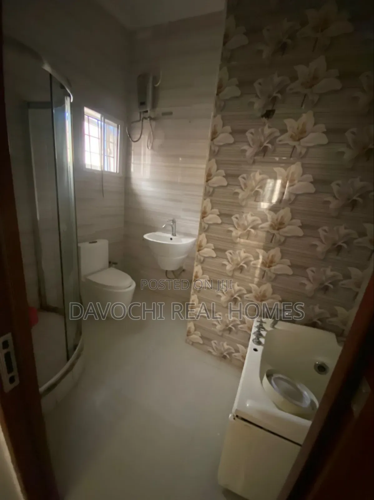 4bdrm Duplex in Ologolo, Lekki for rent