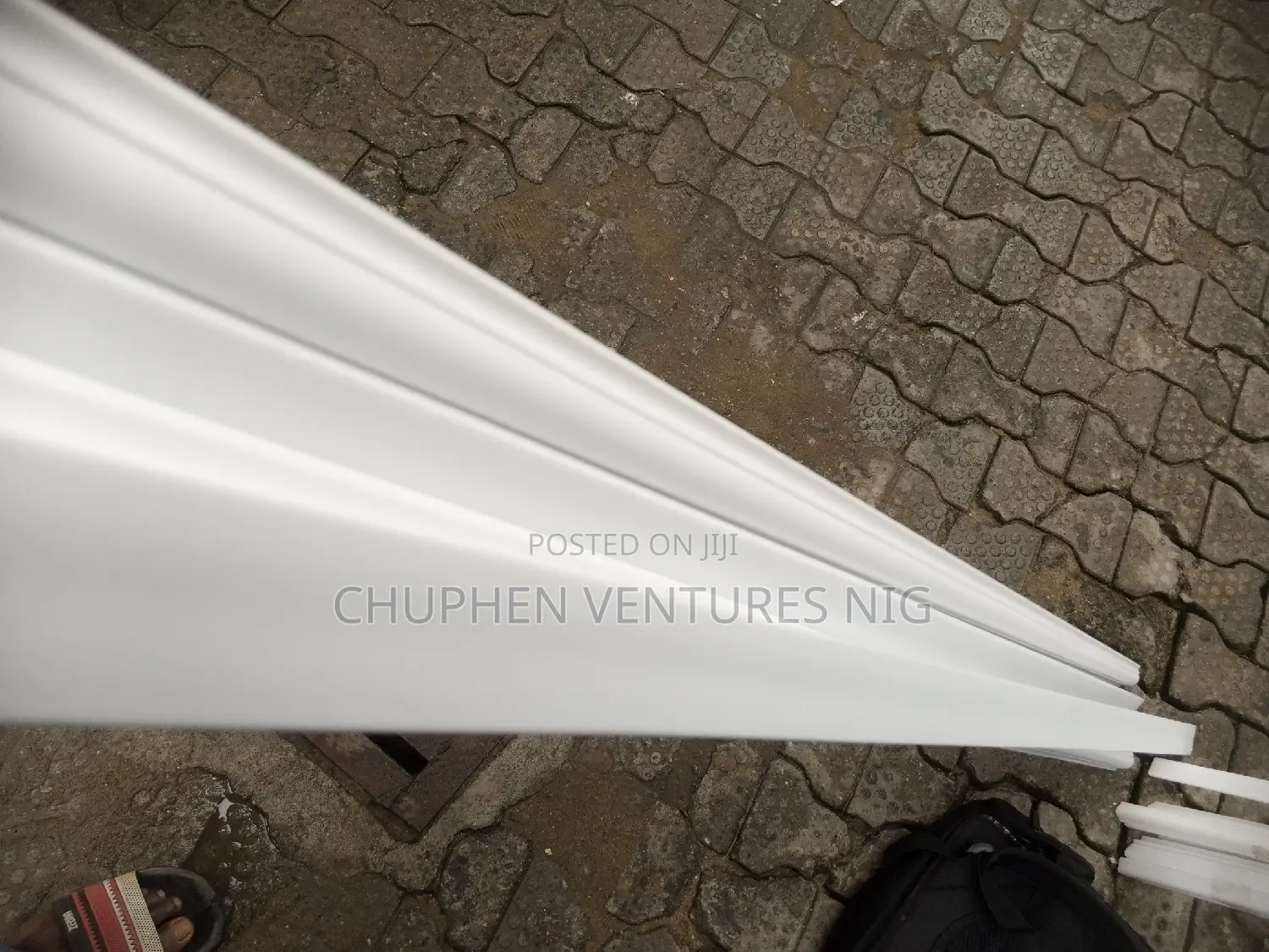PVC/WPC Acrylic Wall Cornice Bar.