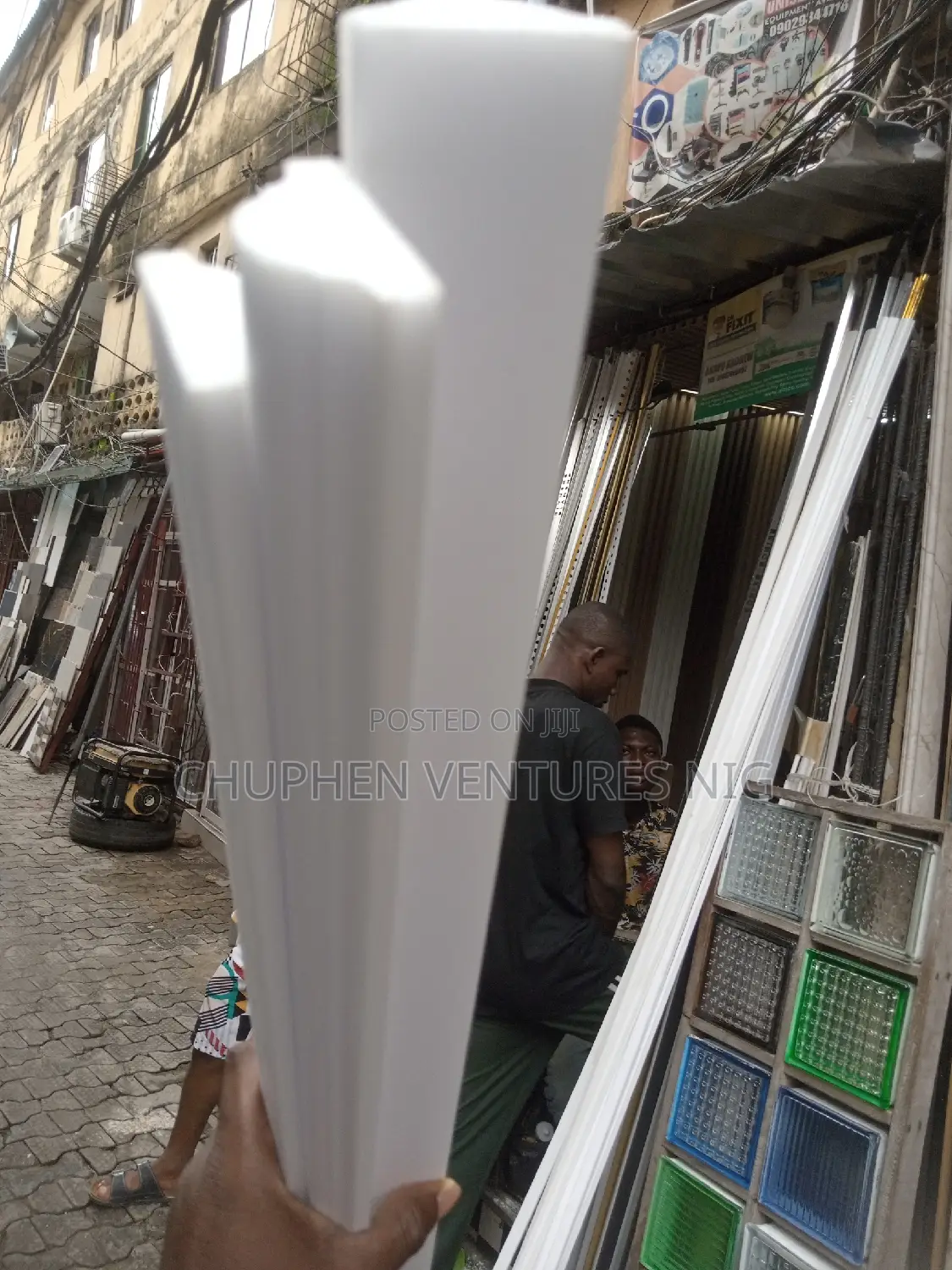 PVC/WPC Acrylic Wall Cornice Bar.