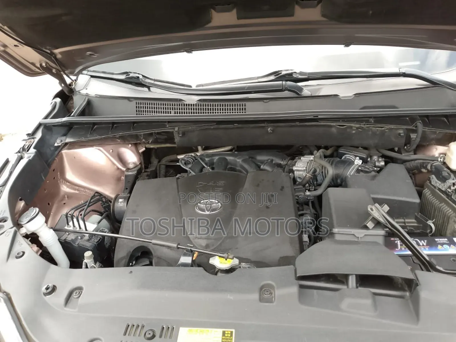 Toyota Highlander XLE 4x2 V6 (3.5L 6cyl 8A) 2017 Gray