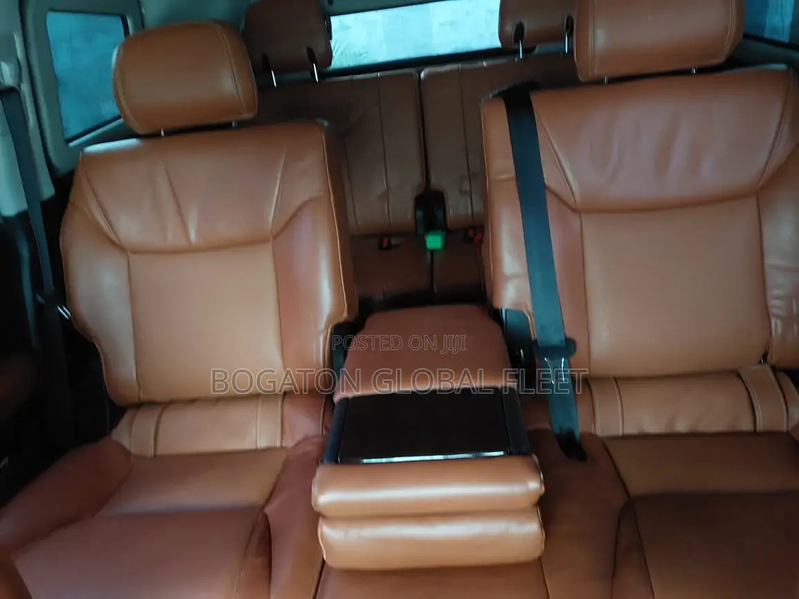 2022 Bulletproof Lexus Lx570 Hire