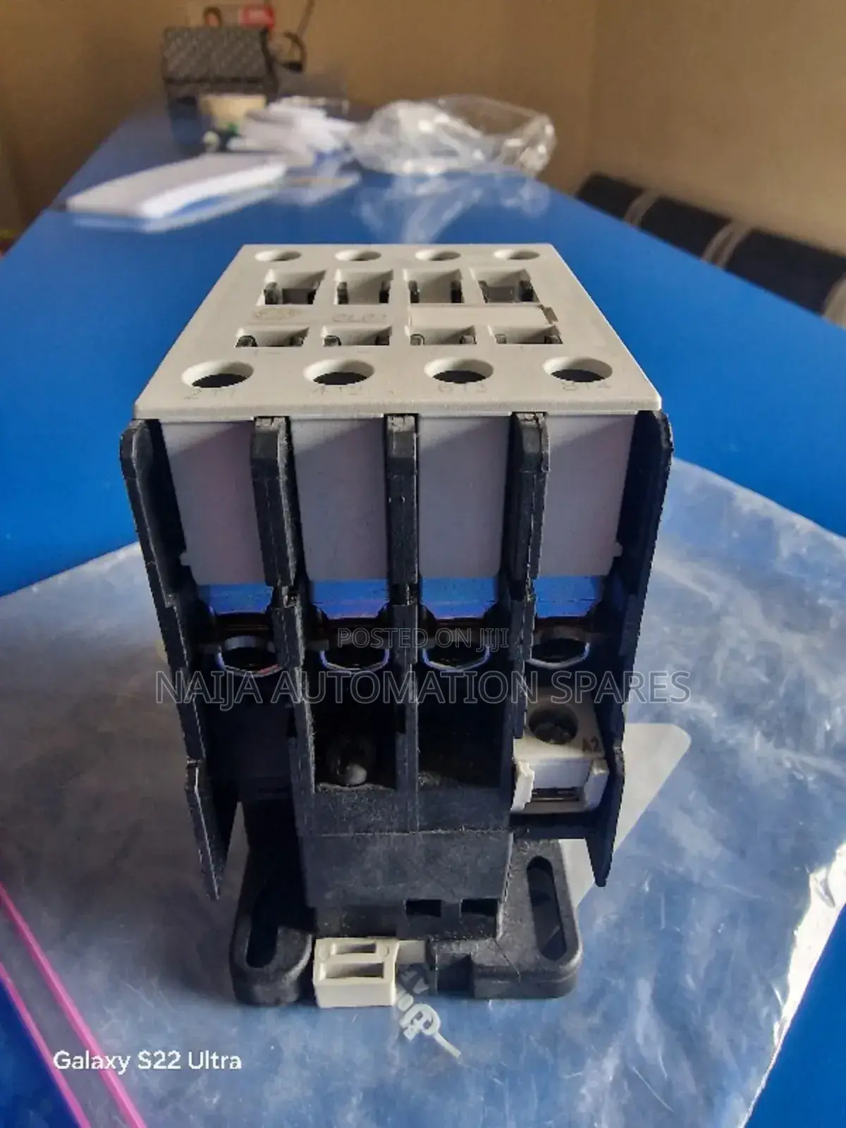 GE AC Contactor Cl03a400m