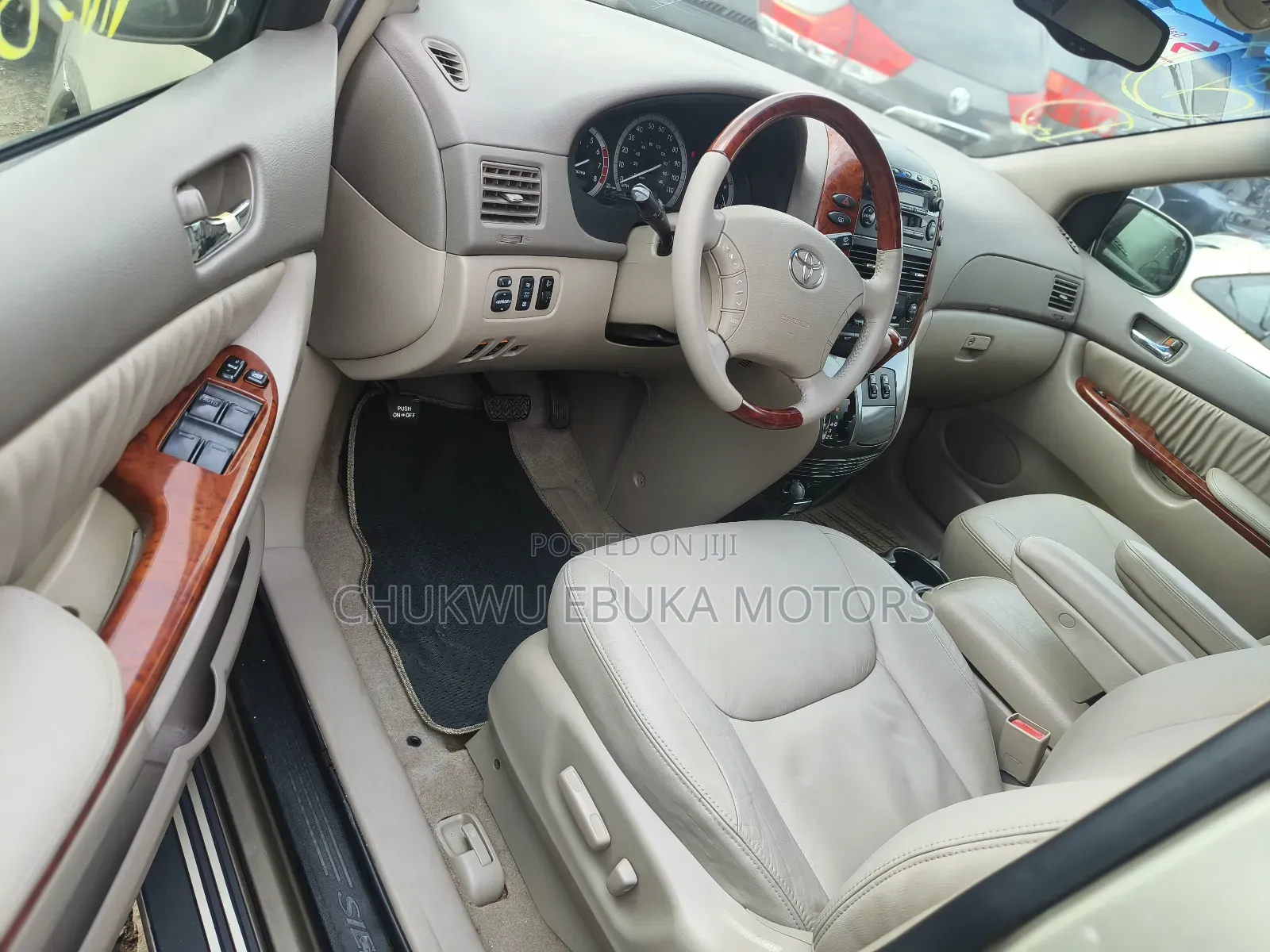 Toyota Sienna XLE Limited 2005 Gold