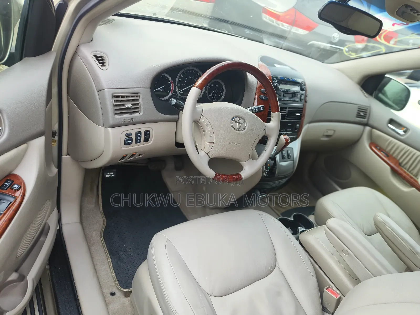 Toyota Sienna XLE Limited 2005 Gold