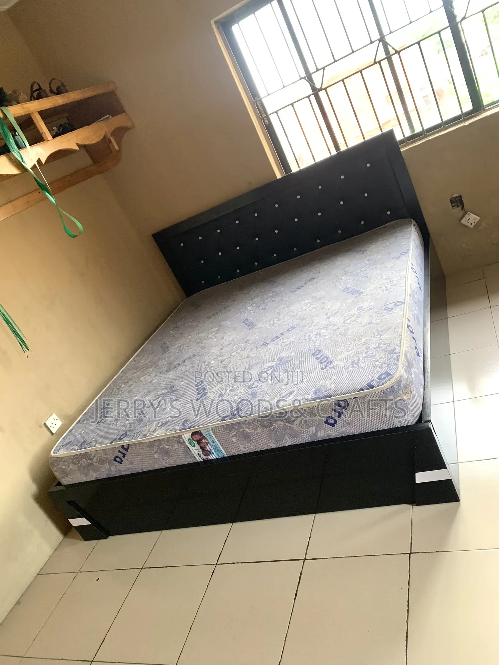 6by6 Bedframe