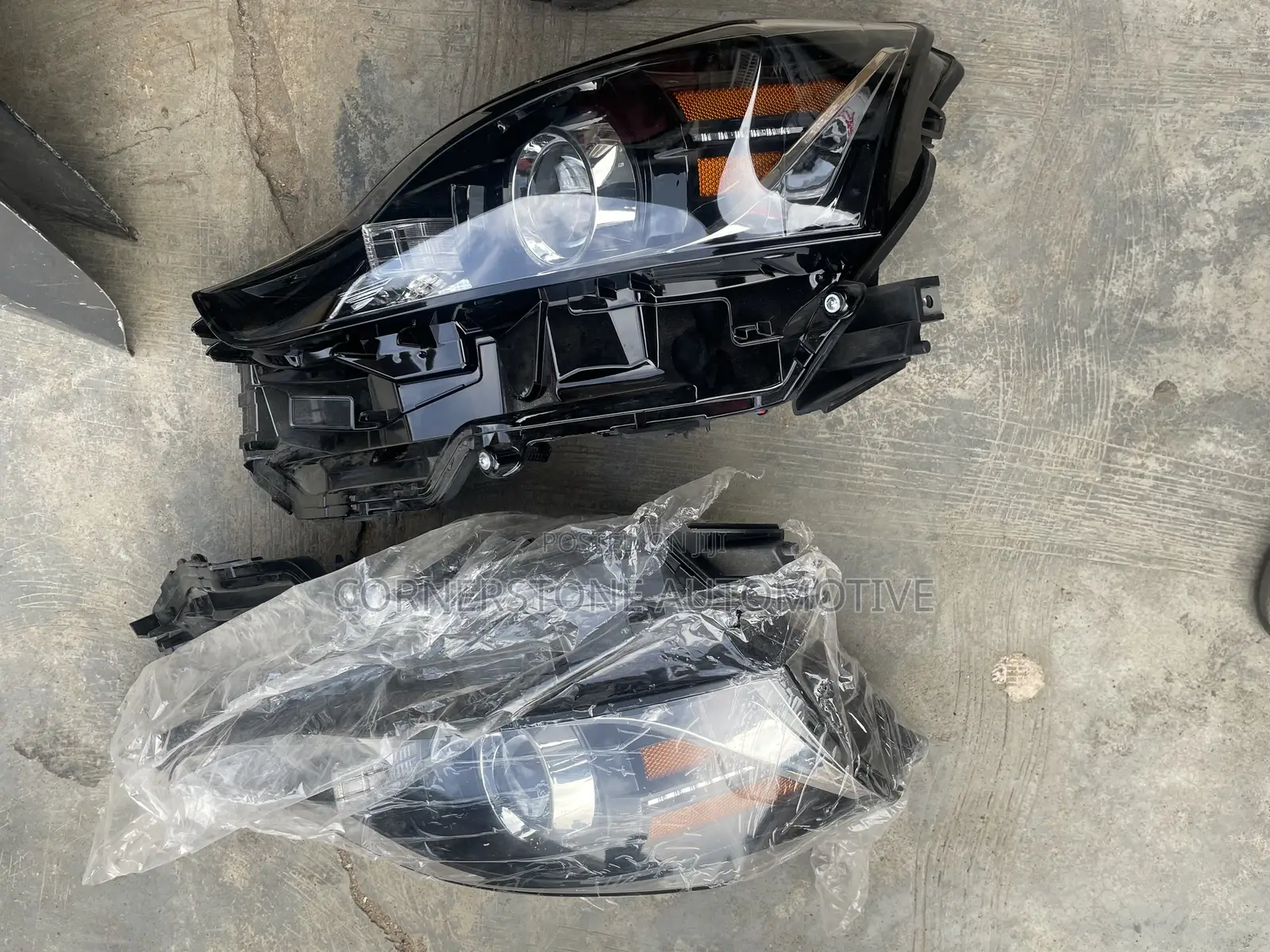 Head Lamp Is 250 2020